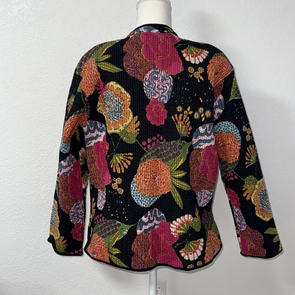 Colorful Women's Jacket with Floral Design - Picture 3 of 10